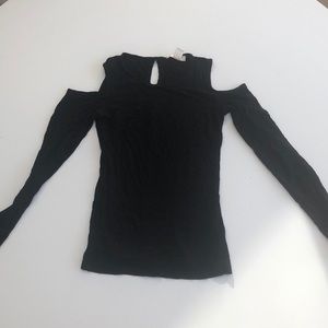 Cold shoulder black long sleeve
